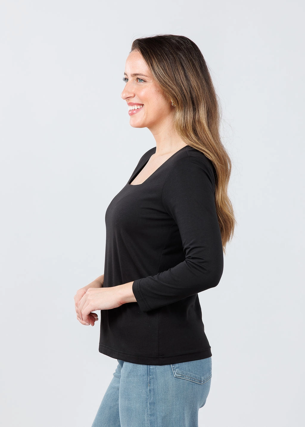 comfortable option Wardrobe Must-Have 3/4 Sleeve Square Neck Top - Black