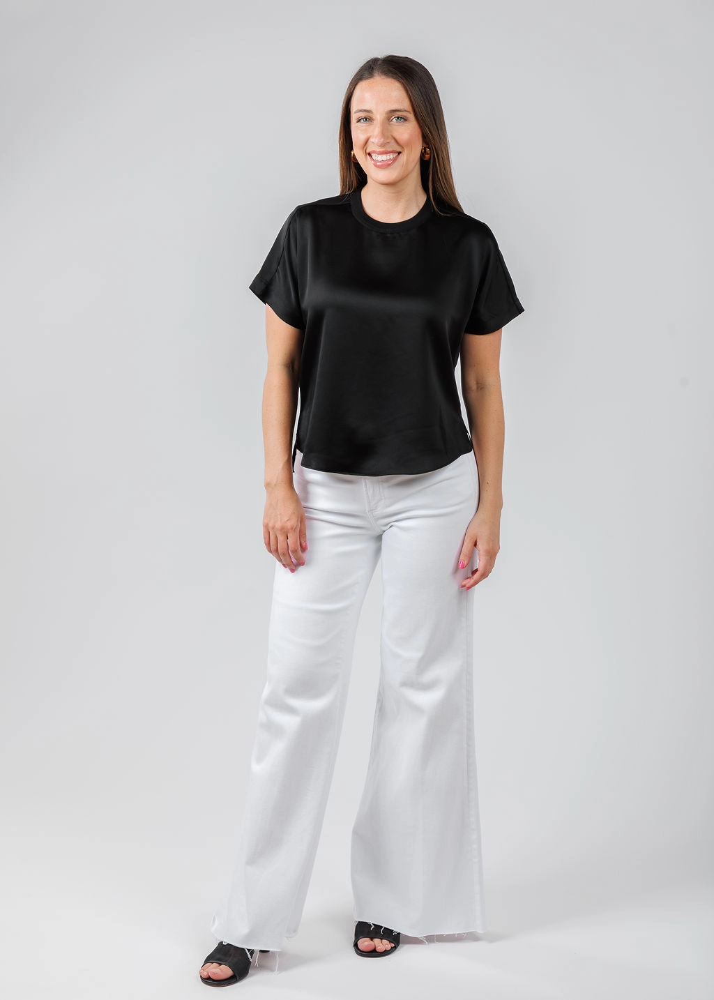 Addy Short Sleeve Knit Back T- Shirt - Black Double Needle Hemming All-Season Wear