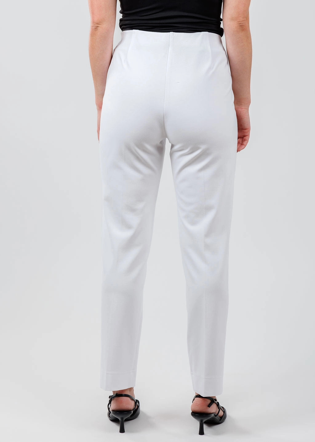 Essential Look Flexible Fabric Annie 29" Paramount Knit Pants - White