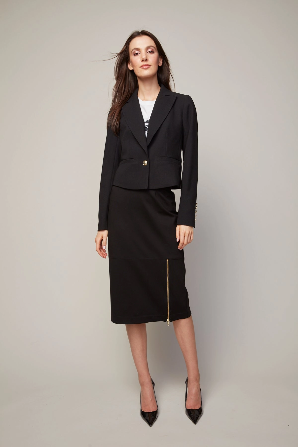 Warm Layer Option Bardot Single Breasted Short Boxy Blazer - Black