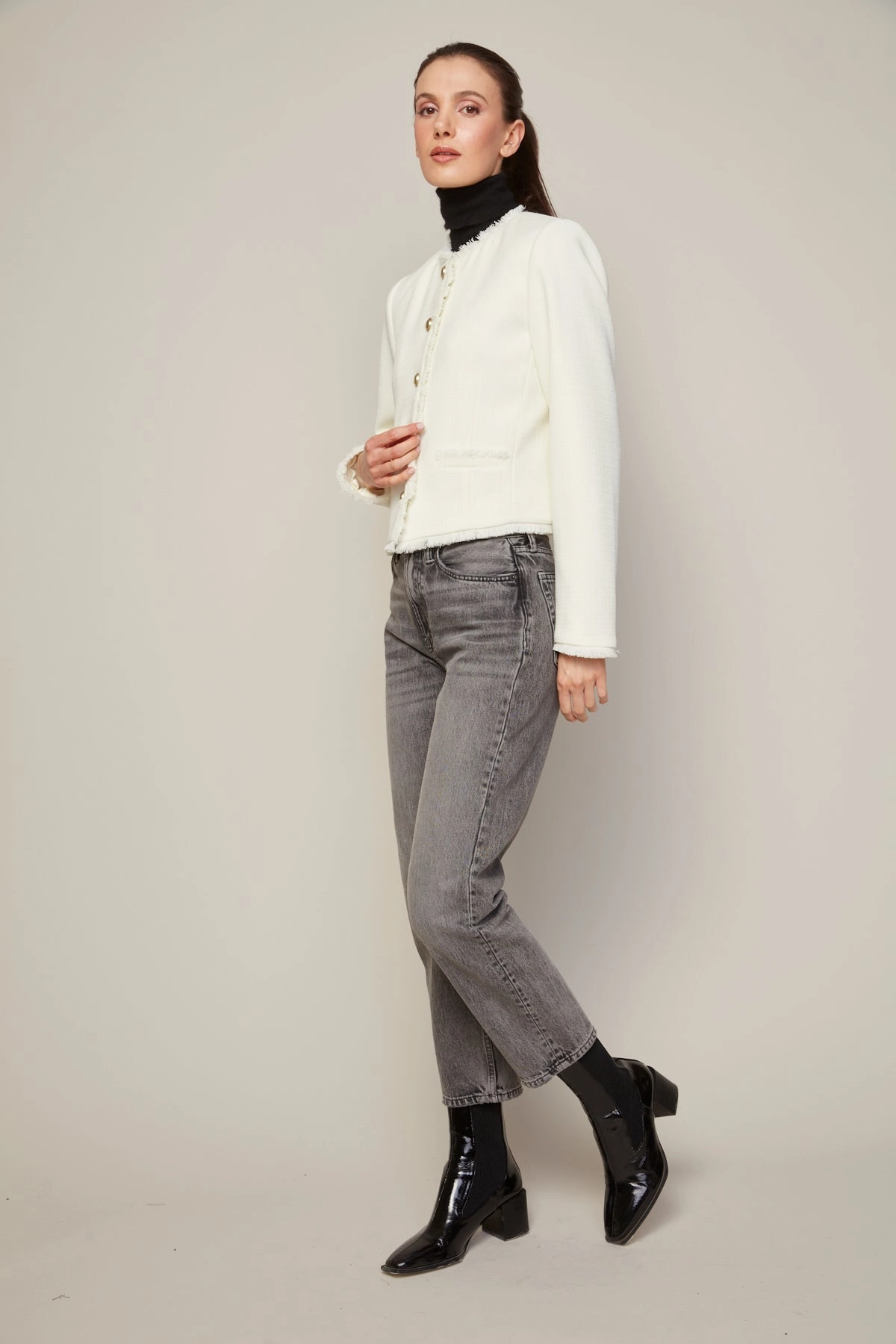 Water Repellent Fabric Beatrice Short Blazer With Fringe Details - Winter White