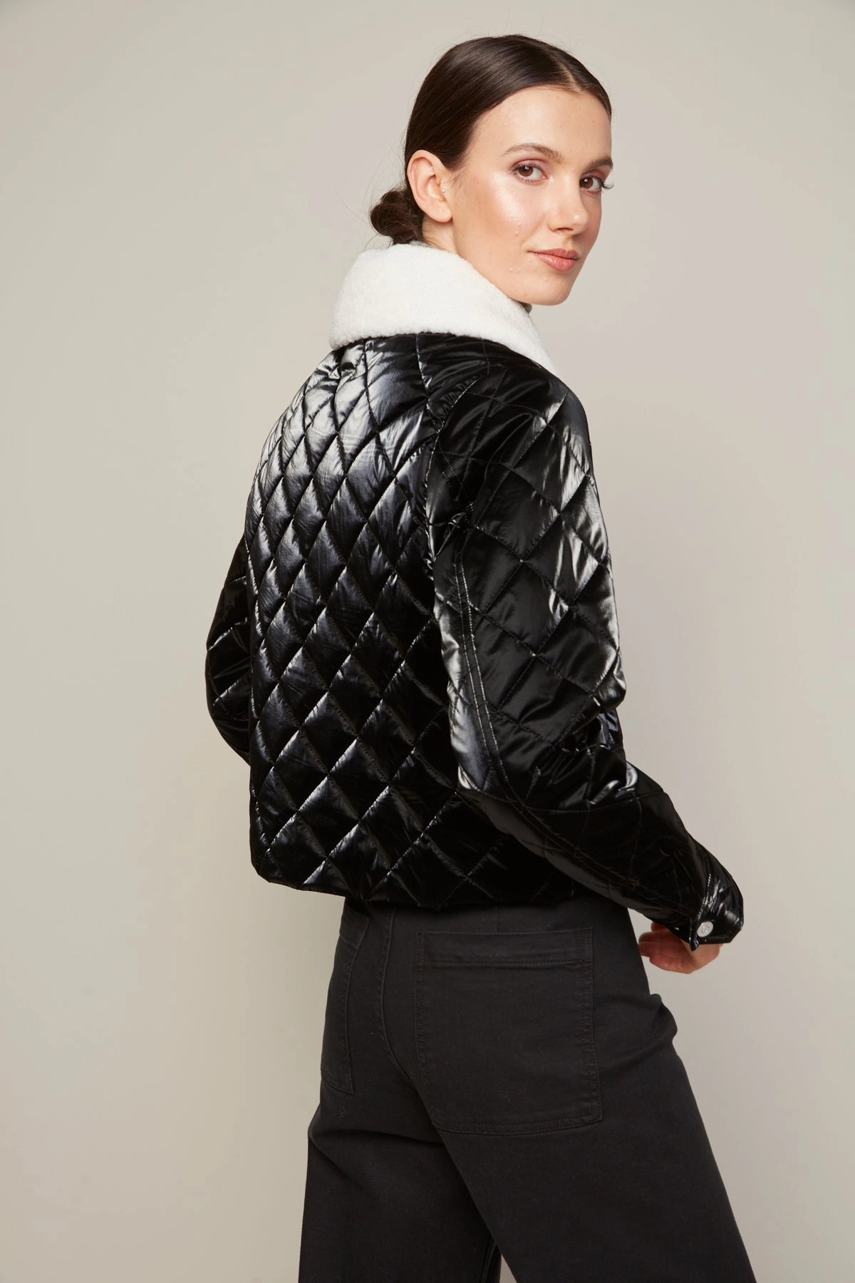 Becca Short Quilted Jacket With Removable Collar - Black Metallic BondedSeams Elasticized Edging