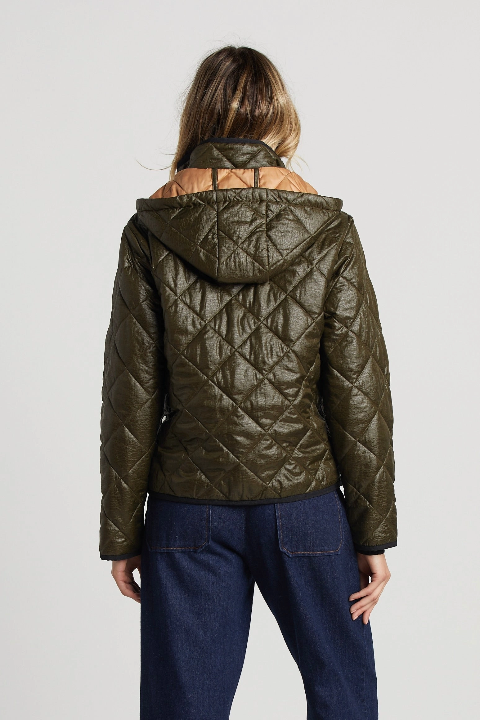 Shelby Short Quilted Hooded Jacket - Army Green Effortless Travel Wear