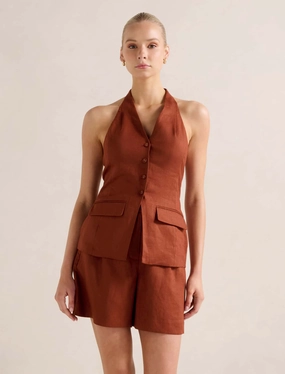 Saxon Halter Waistcoat NonChafe Tag Placement DurableCollarStays