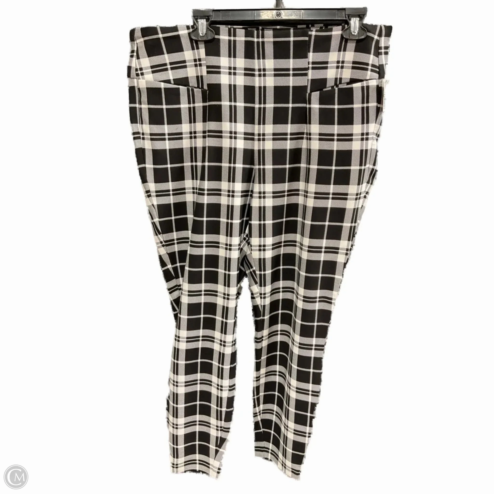 Adjustable loop Work Friendly Pants Dress By Torrid In Plaid Pattern, Size: 1x