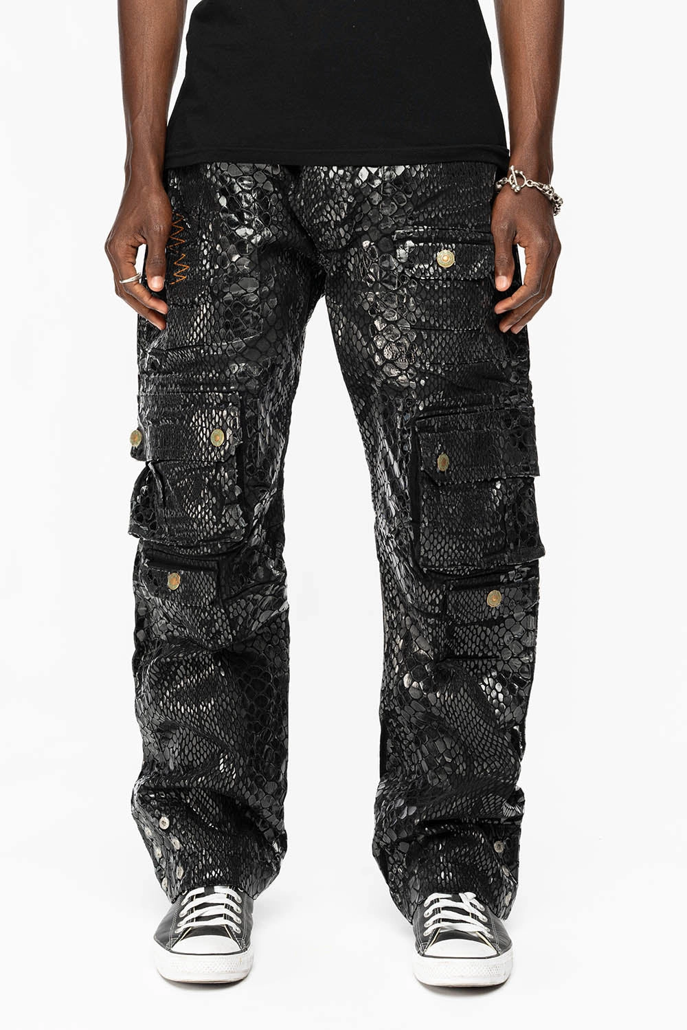 ORIGINAL ROBIN??S JEAN CALL OF DUTY CARGO PANTS IN  LIZARD BLK Layered Basics