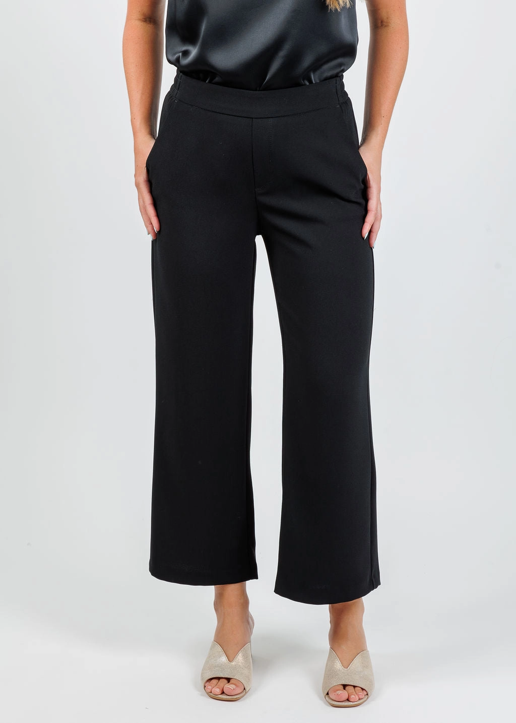 Chiara Crop Floating Crepe Pants - Black Casual Flex