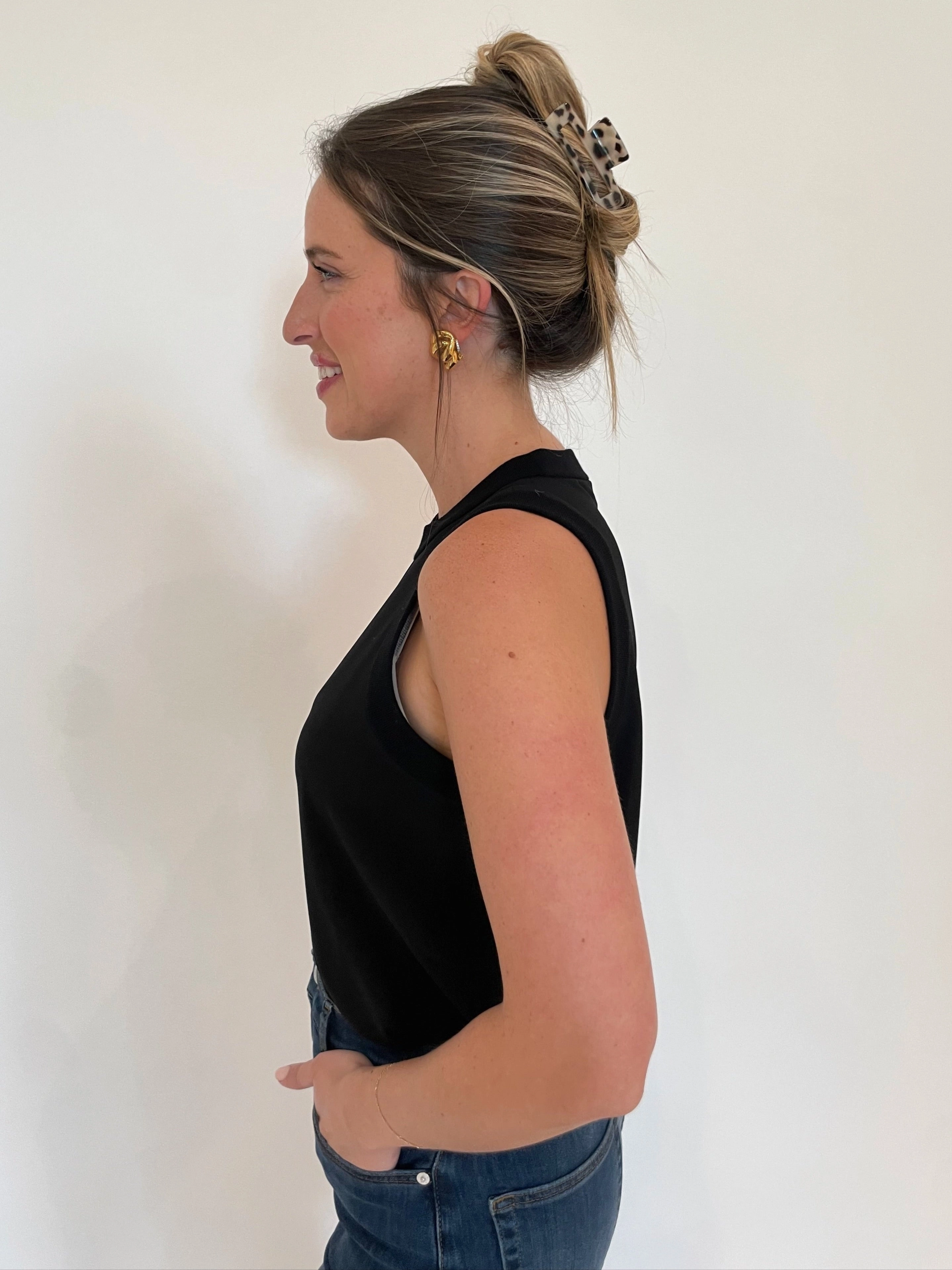 Georgette Sorona Tank Top - Black Versatile Outfit