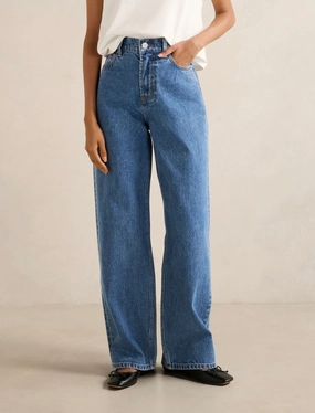 Urban Fit Cloe Petite Straight Leg Jeans