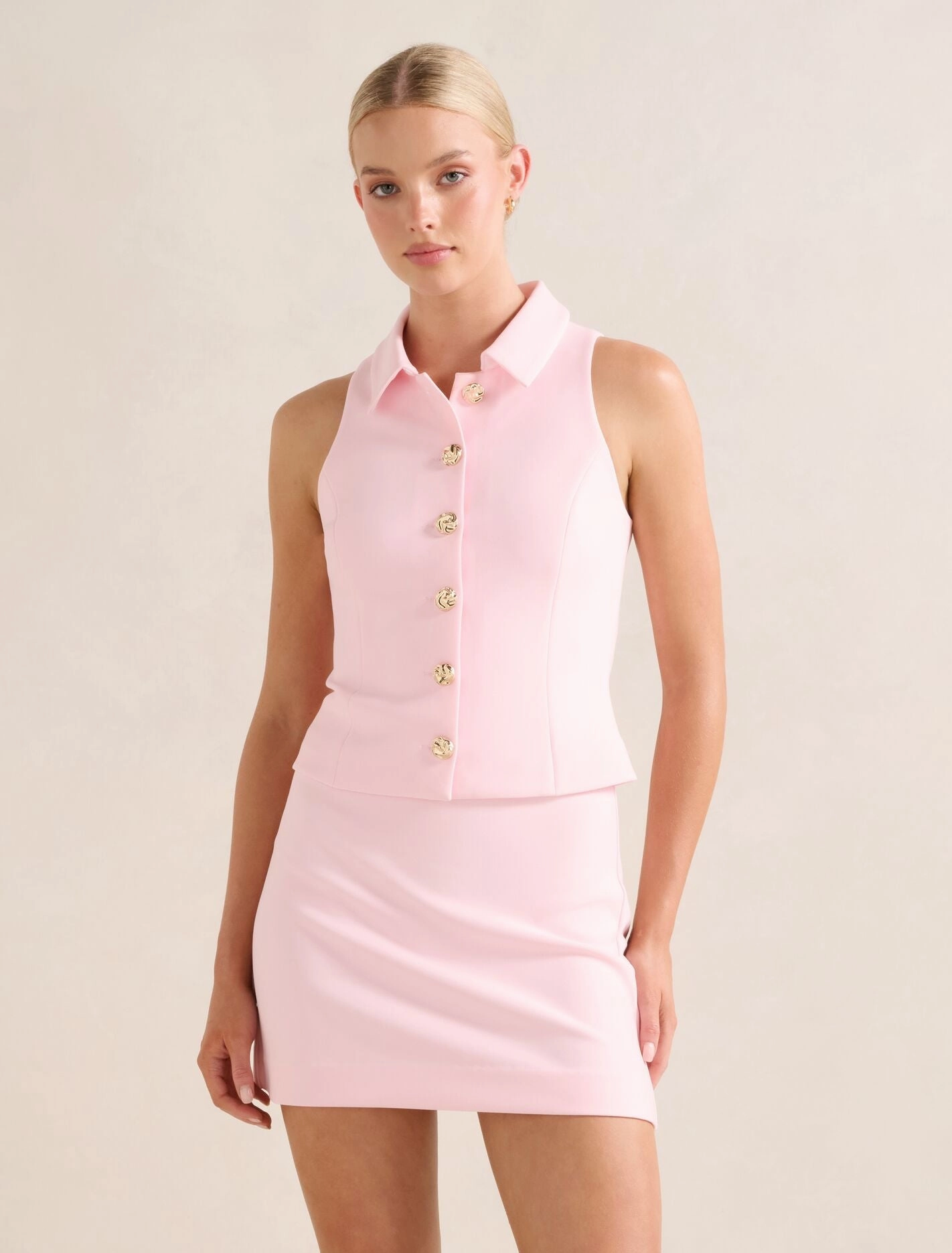 Ventilated Side Panels Breathable Design Tilly Button Detail Halter Top