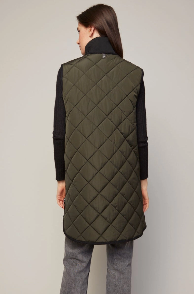 Weather Proof Utility Inspired Look Destiny Sleeveless Quilted Vest With Zipper Detail - Forest Green