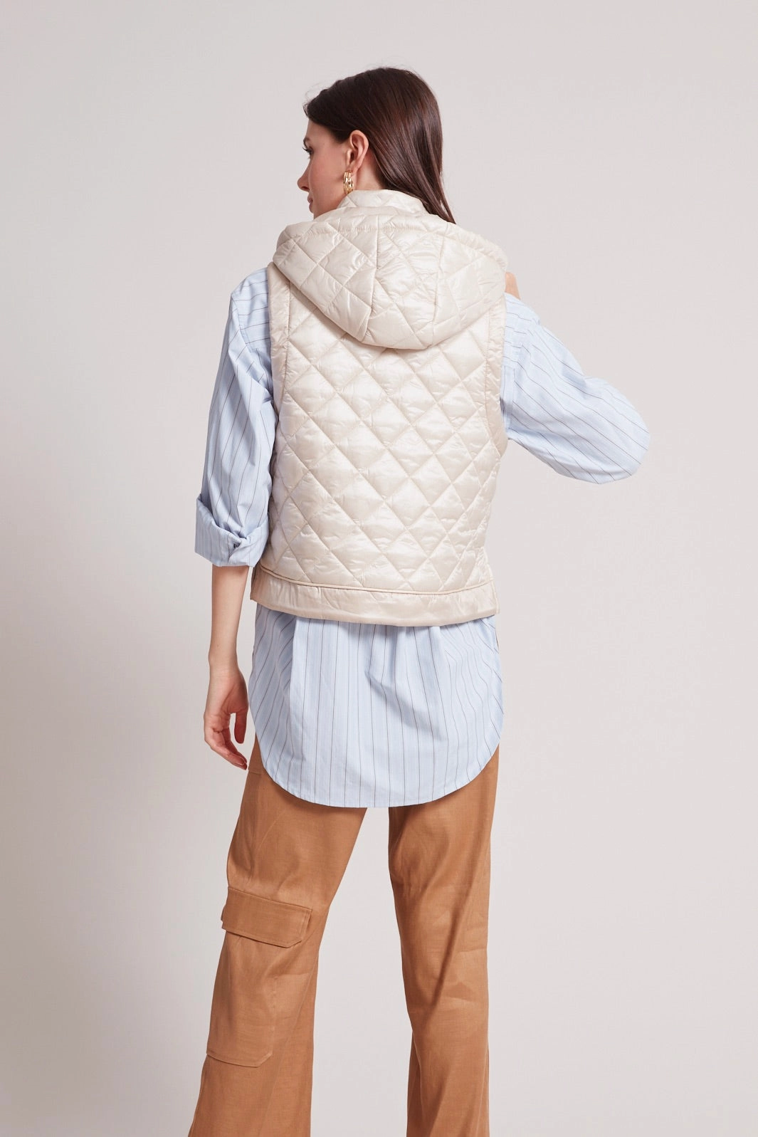 wrinkle free Talia Quilted Gilet With Removable Hood - Champagne