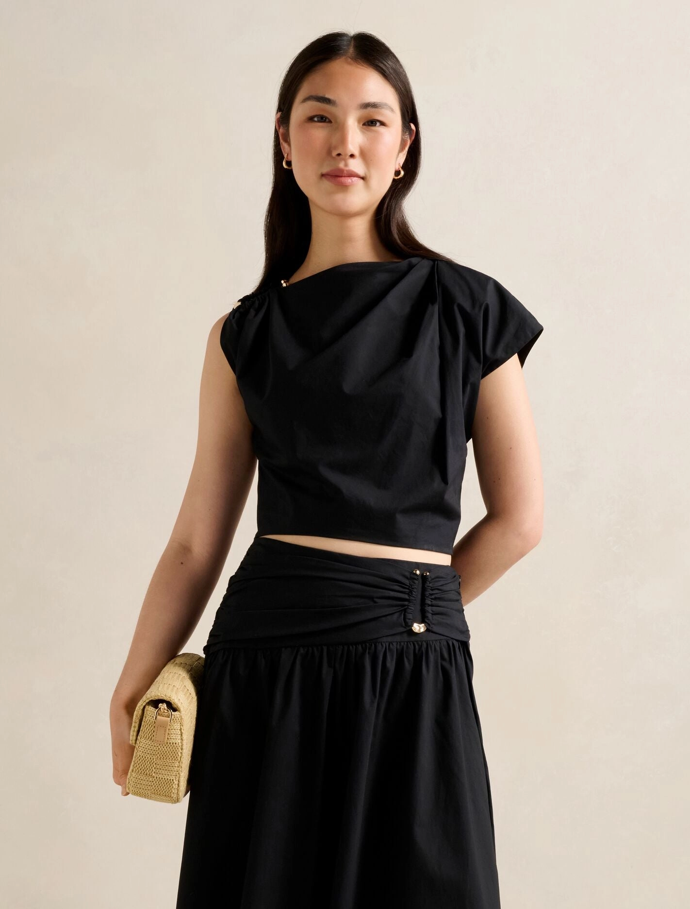 Dottie Draped Hardware Top Multi Panel Design