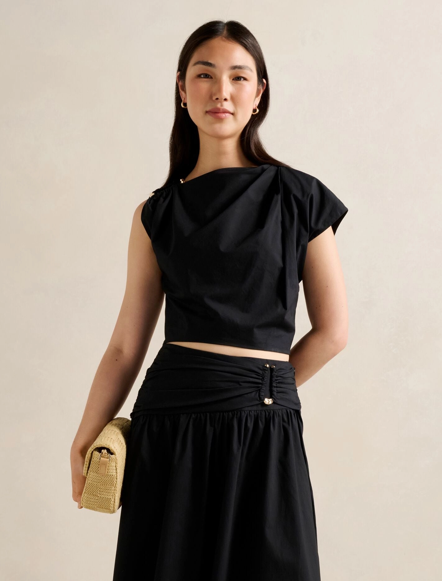 Dottie Draped Hardware Top Bonded Seam Construction