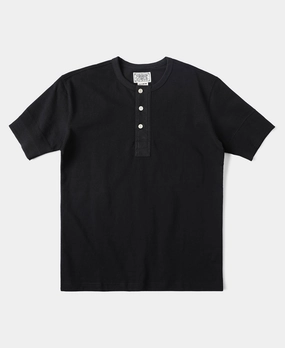 Vintage Short Sleeve Henley T-Shirt - Black Casual Ease
