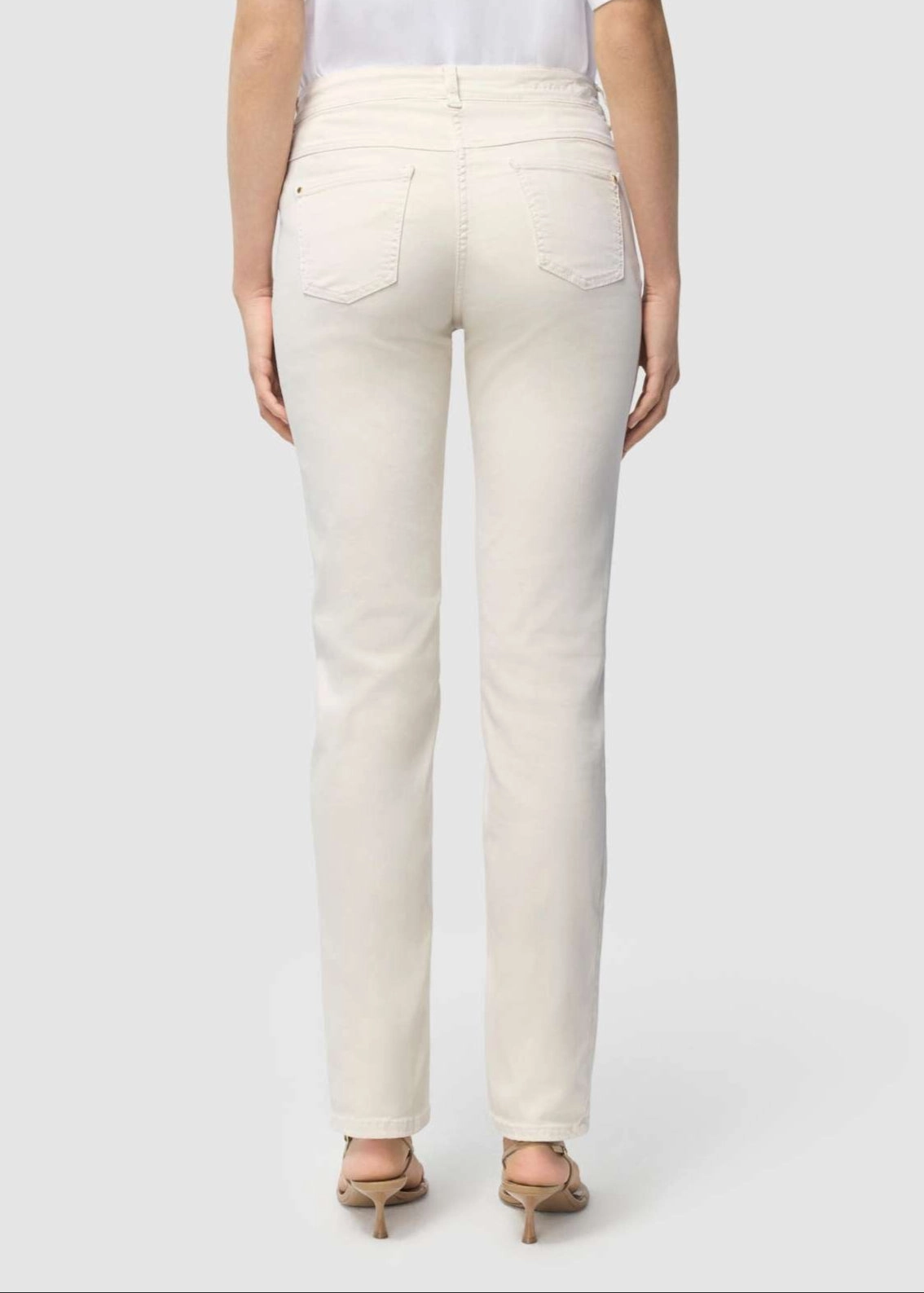 Dream Straight Jean 32" - Antique White Basic Style