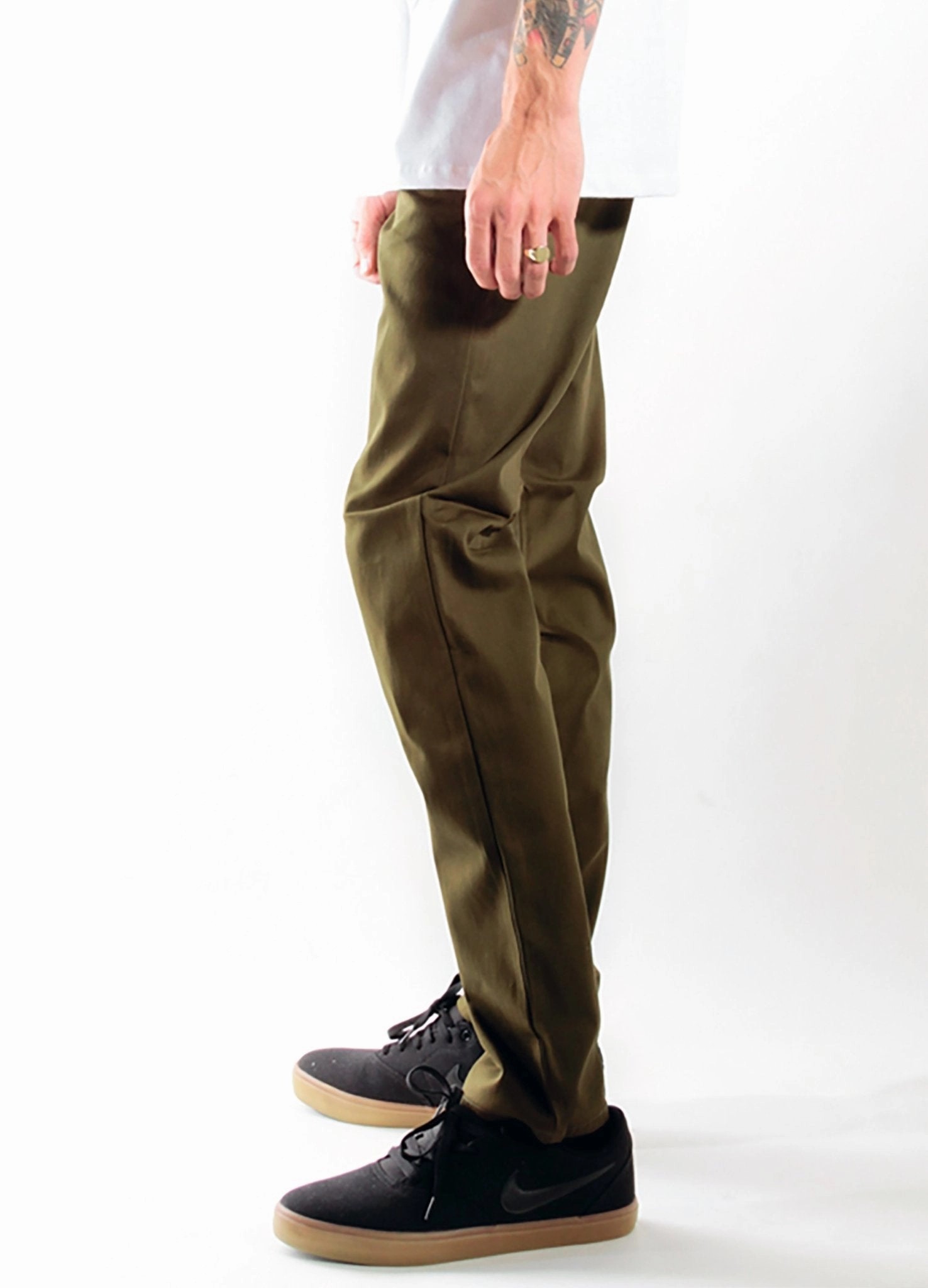 OLIVE | SUMMER CHINO SLIM Timeless Fit