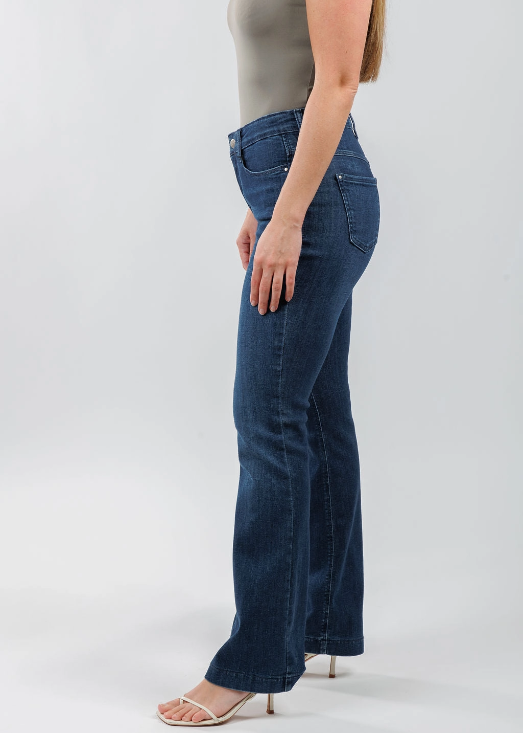 Soft and Cozy Dream Boot Jeans 32" - Medium Blue