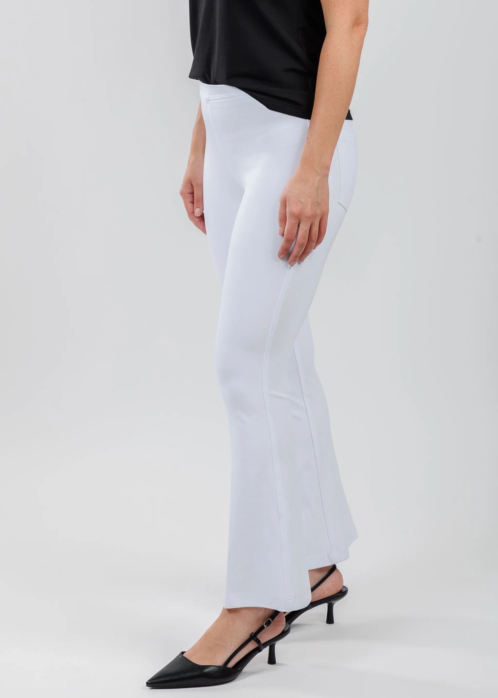 Ella Paramount Knit Pants - White Sport Comfort Fit Relaxed Wear