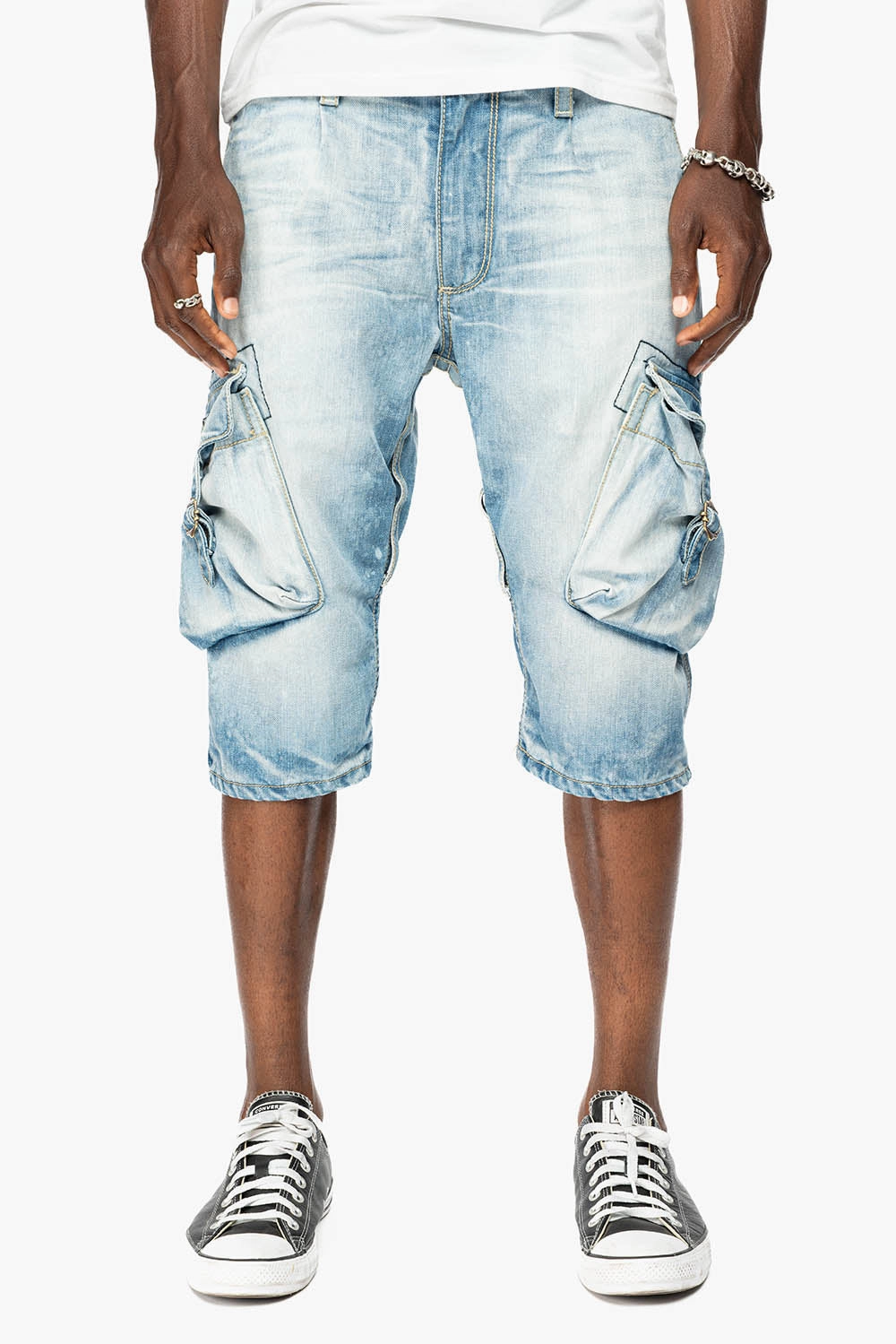 ROBINS LIMITED EDITION MILITARY STYLE CARGO SHORTS IN 5D LIGHT BLUE COLOR WASH Chic Essentials