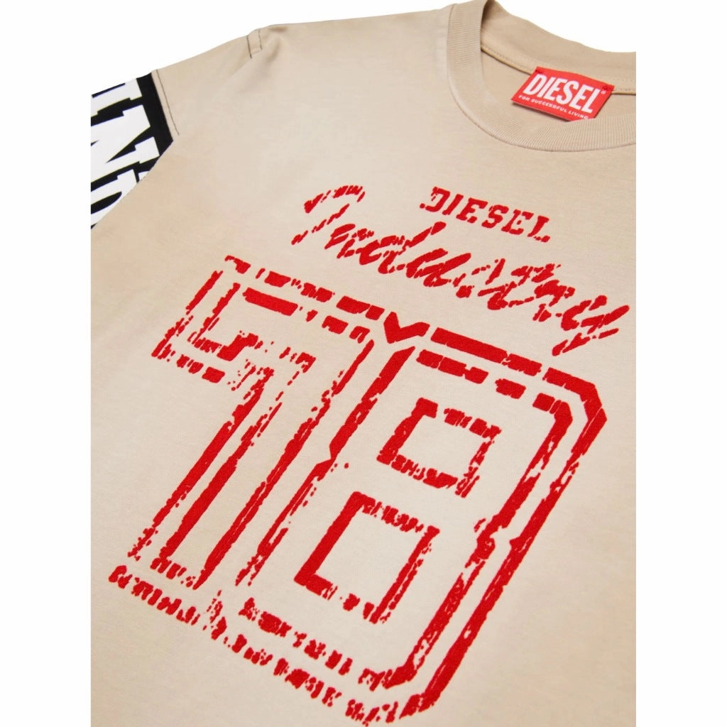 Flattering Cut Minimal Comfort Style Diesel Kids Graphic Print T-shirt