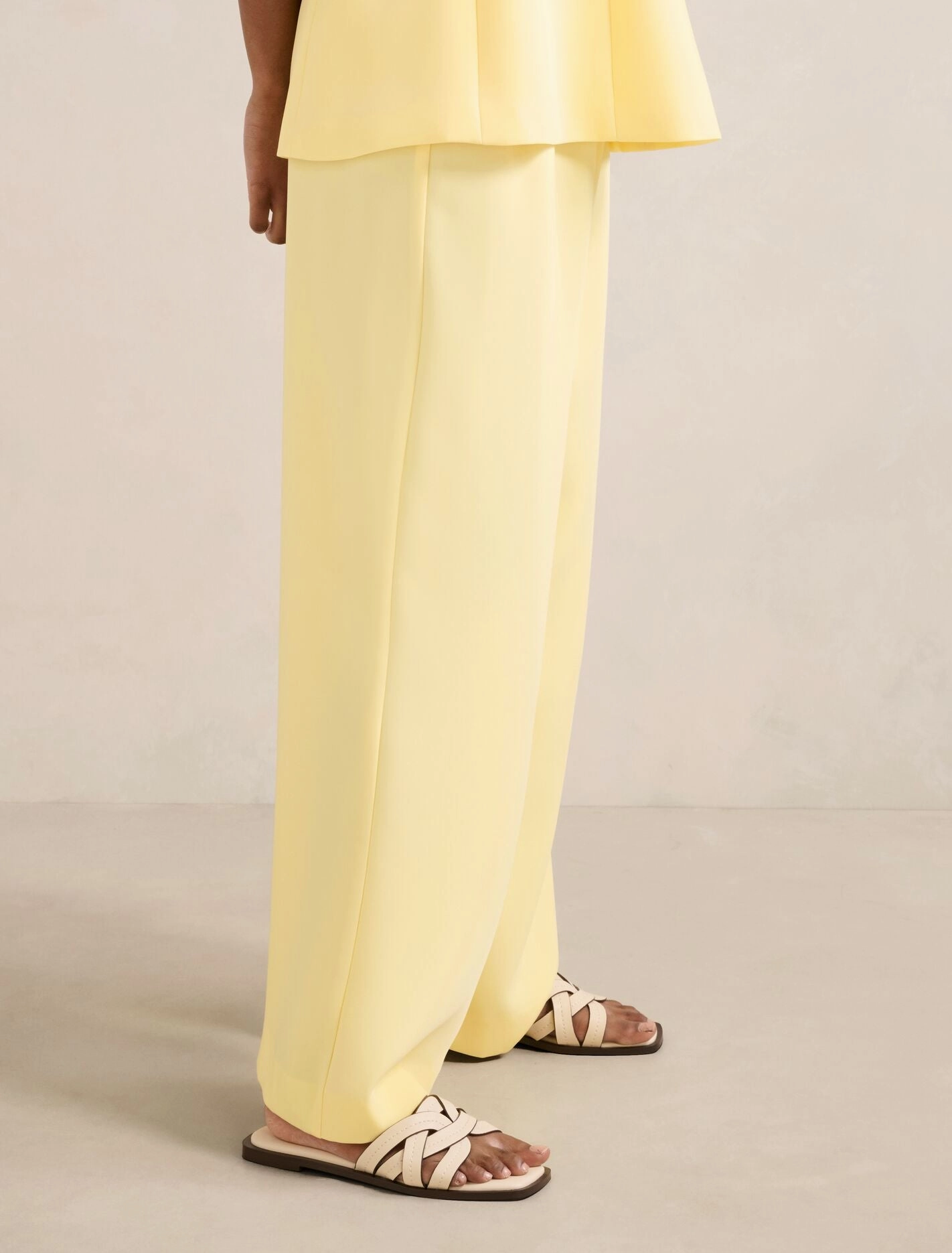 High-waisted fit Evelyn Petite Elastic Wide Leg Pants