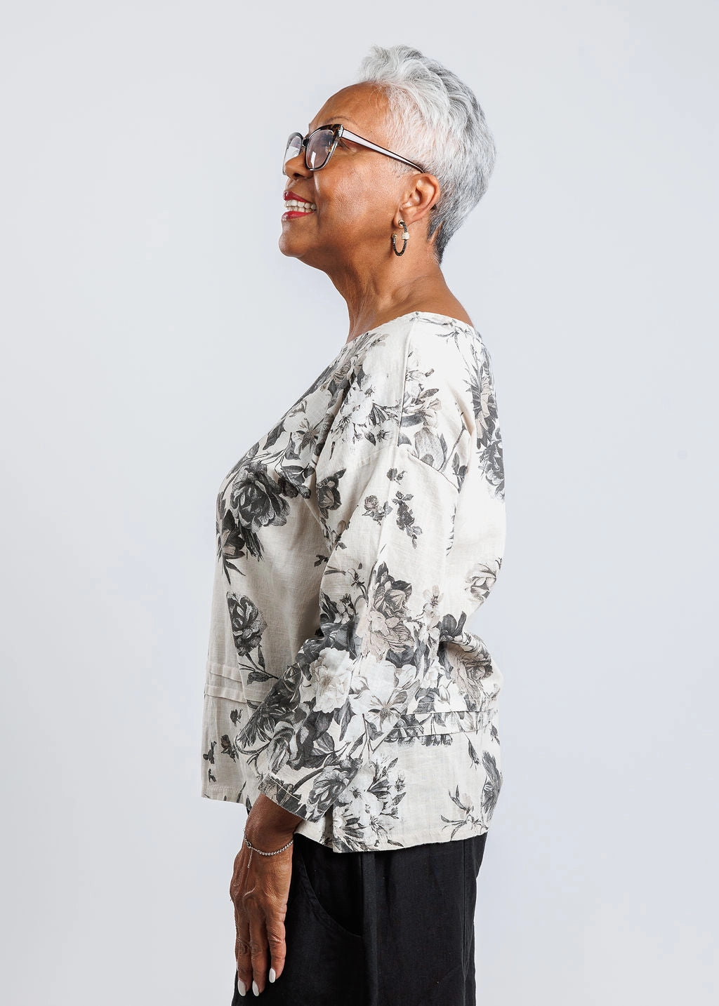Floral Linen 3/4 Sleeve Top - Coconut Blooms High-End Finish