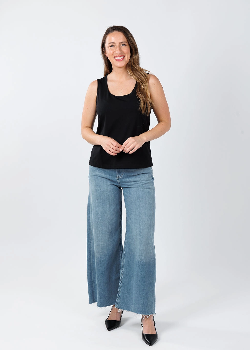 Sleeveless Scoop Tank - Black Vintage Style