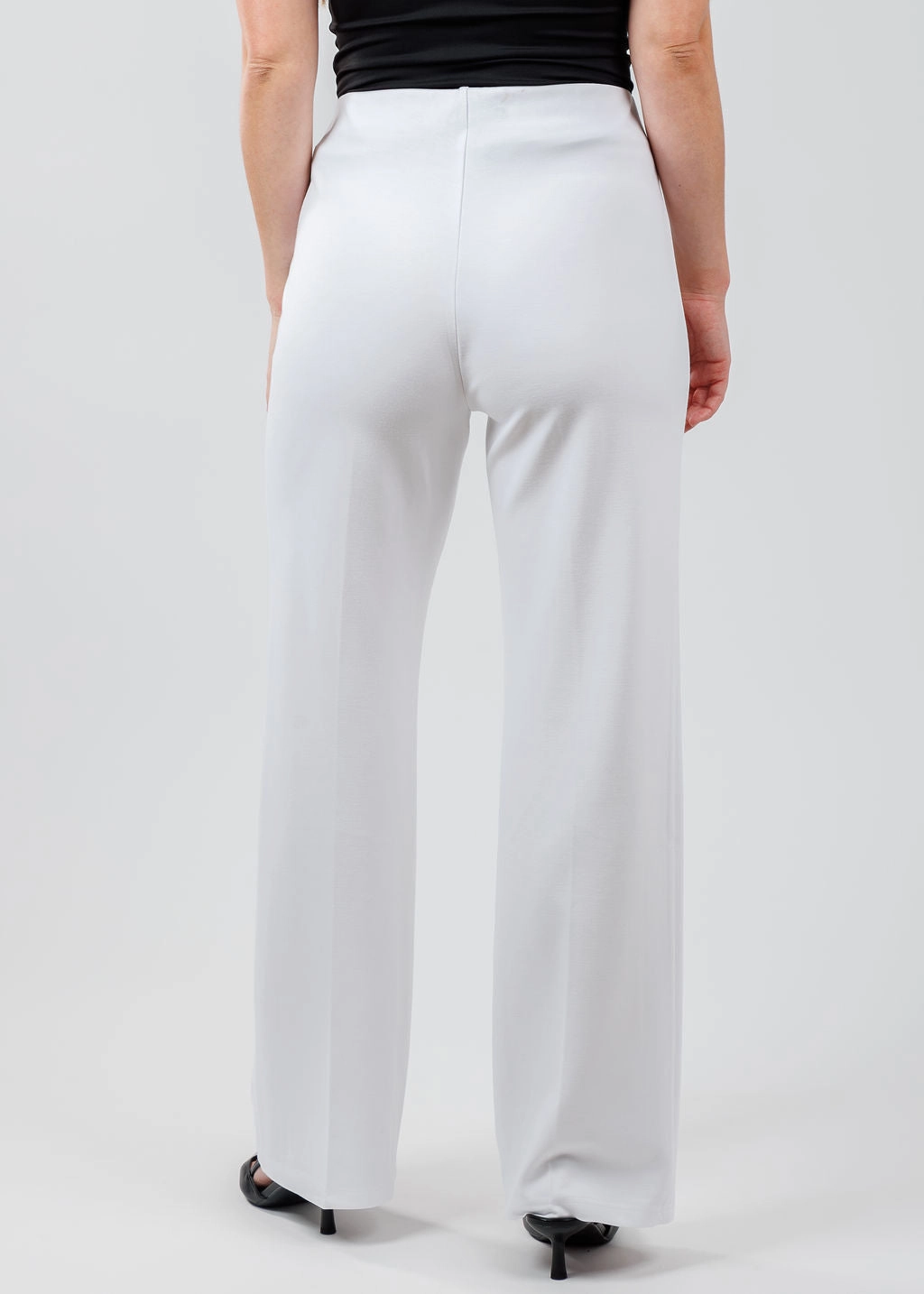 Compact Fit Bold Design Jules Paramount Knit Pants - White