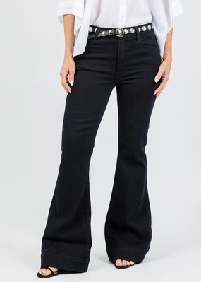 Wrinkle resistant fabric Kinsley Mid Rise Ultra Flare Jeans - Black Ink