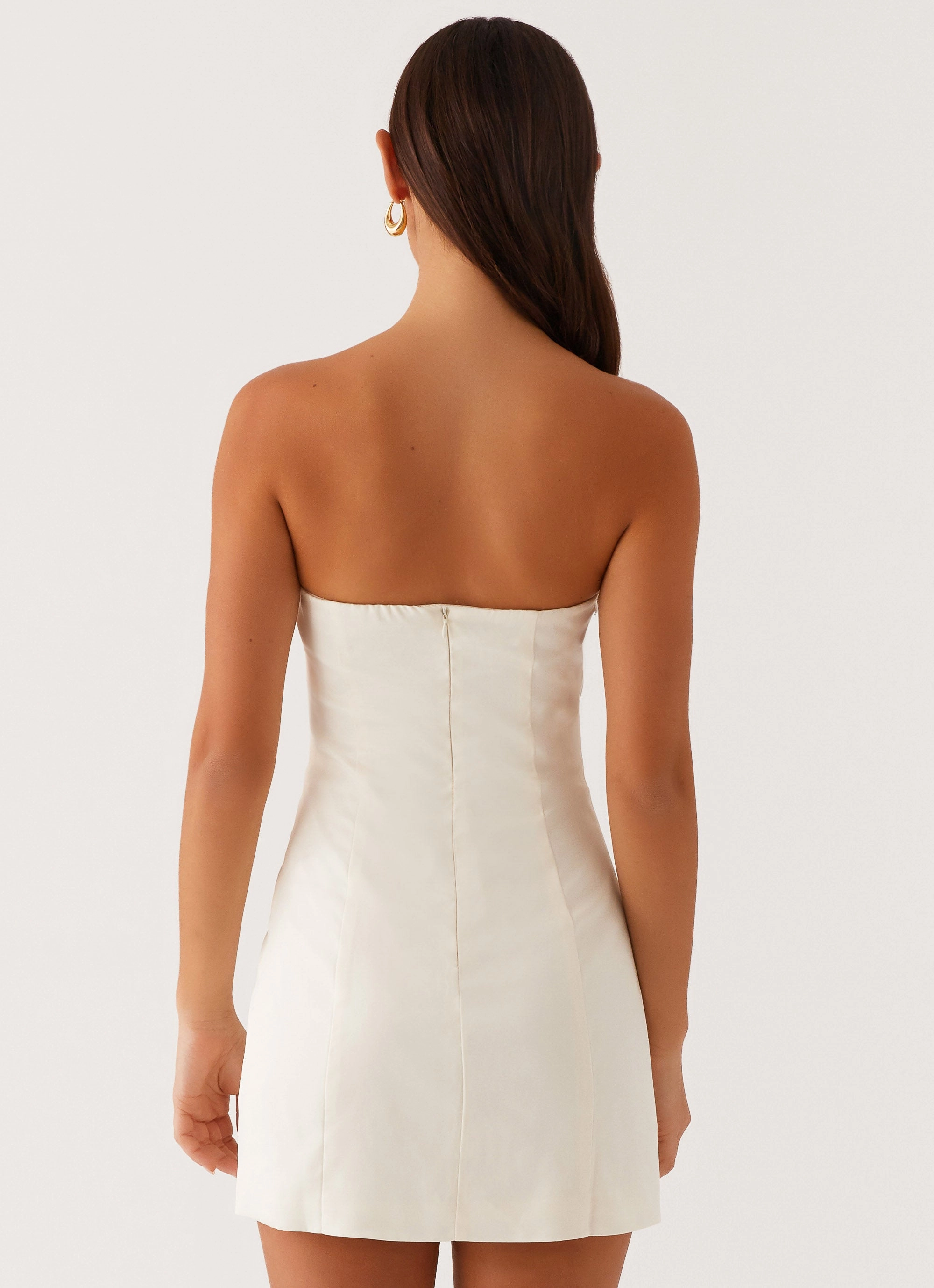 Kessie Mini Dress - Ivory Form Focus Travel-Pack