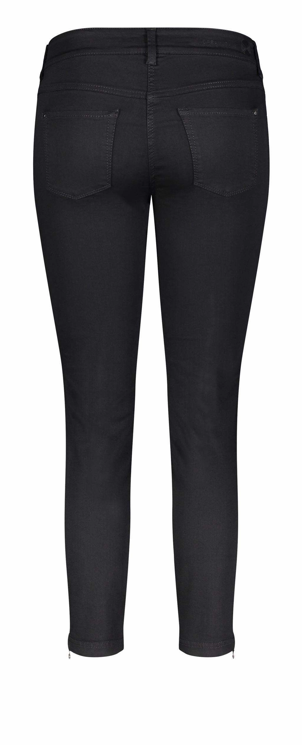 Active Layer Versatile Comfort Wear Dream Chic Crop Jean - Black