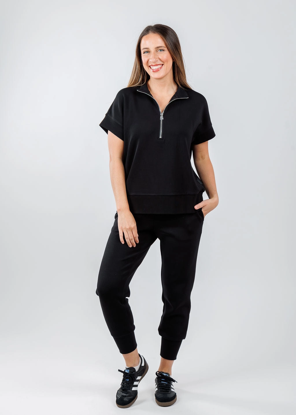 Ritchie Short Sleeve Sweatshirt - Black Effortless Comfort Wear Breathable Stretch Design