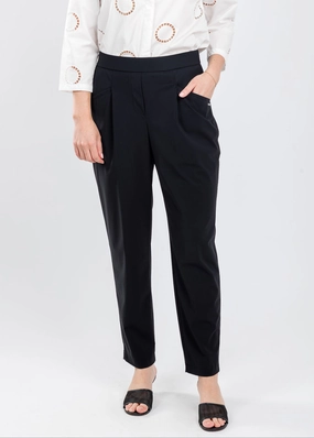 Chill Comfort Wear Essential Look Liliana 7/8 Pants with Pocket - Black