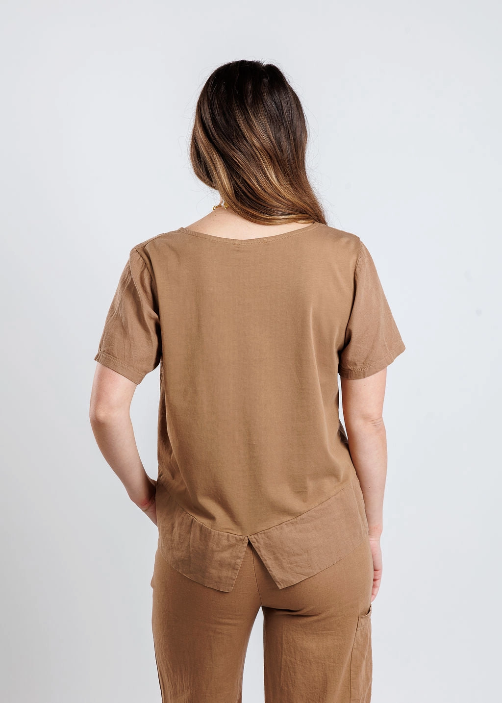 Linen Pocket Top - Hazelnut Polished Style birthday celebration