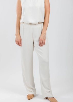 Matte Crepe Straight Leg Pants - Ivory Heat Friendly