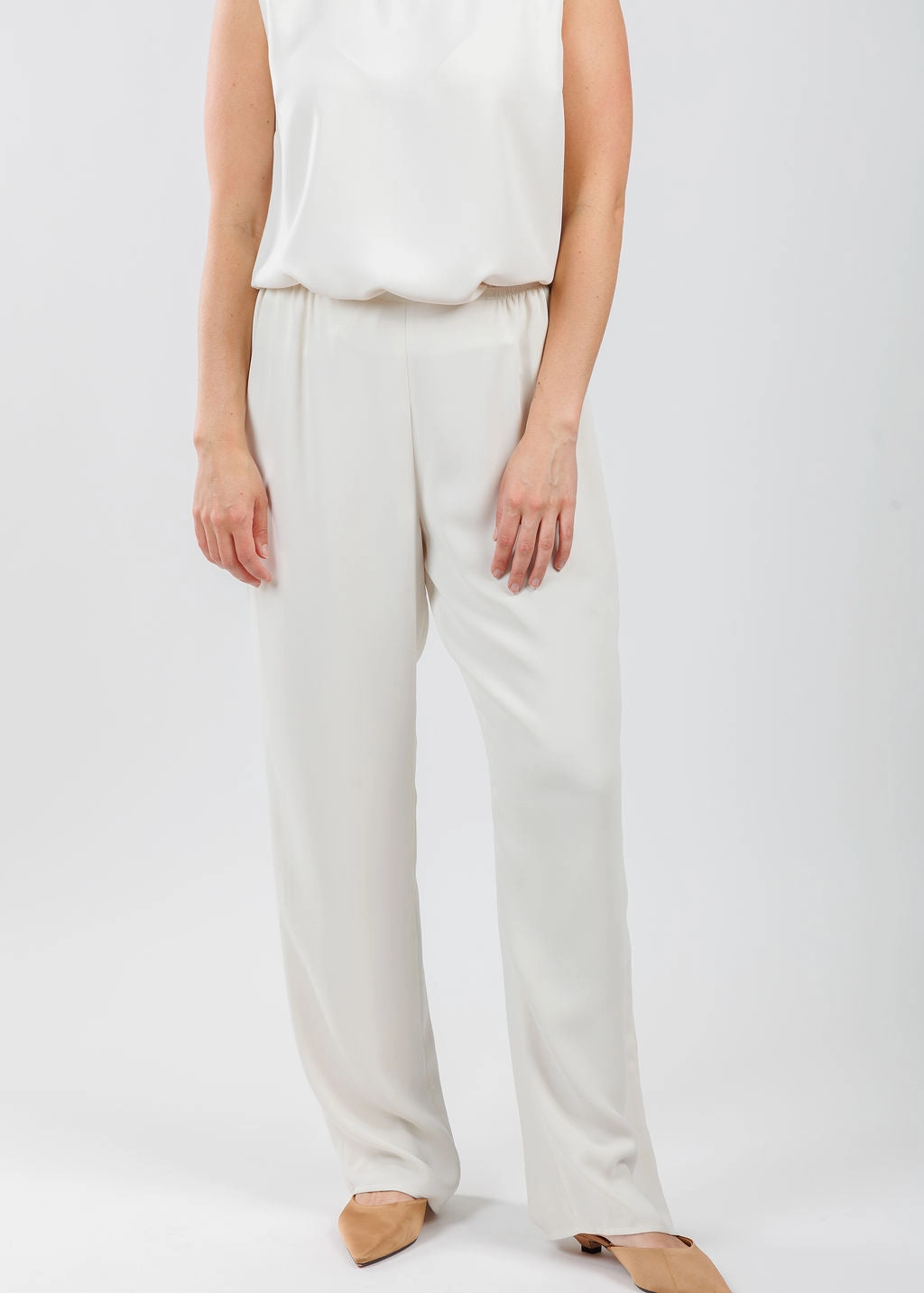 Matte Crepe Straight Leg Pants - Ivory Heat Friendly