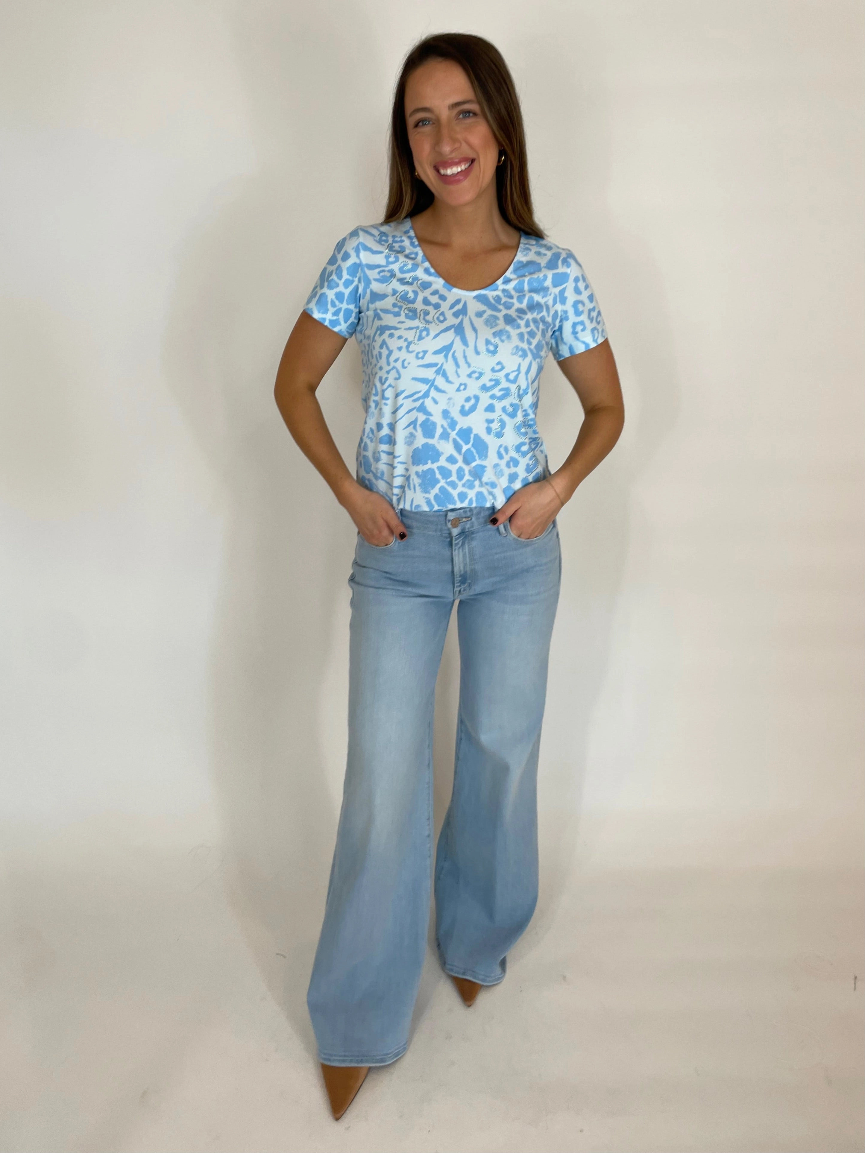 Audrey Animal Tee - Light Blue Smart Layering Quick Dry Construction
