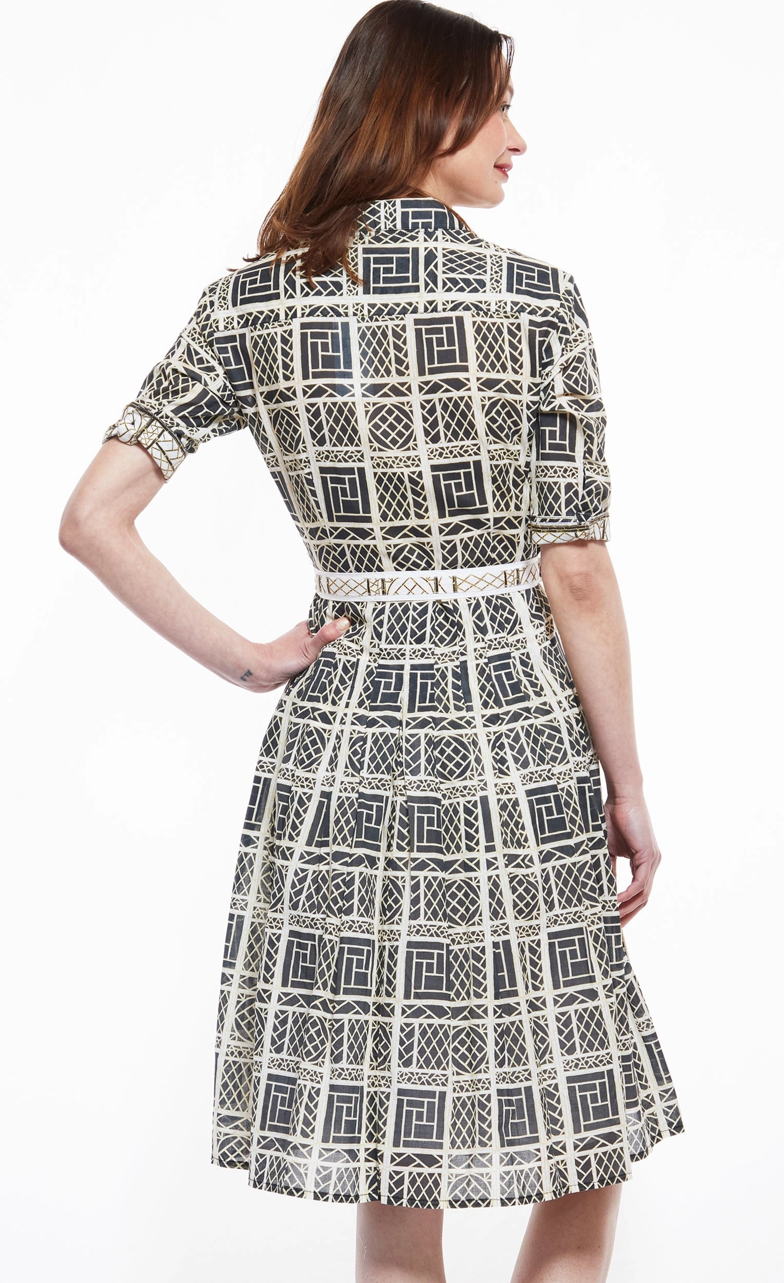 Everyday Look Mrs Maisel Dress - Black and Beige Wicker Print