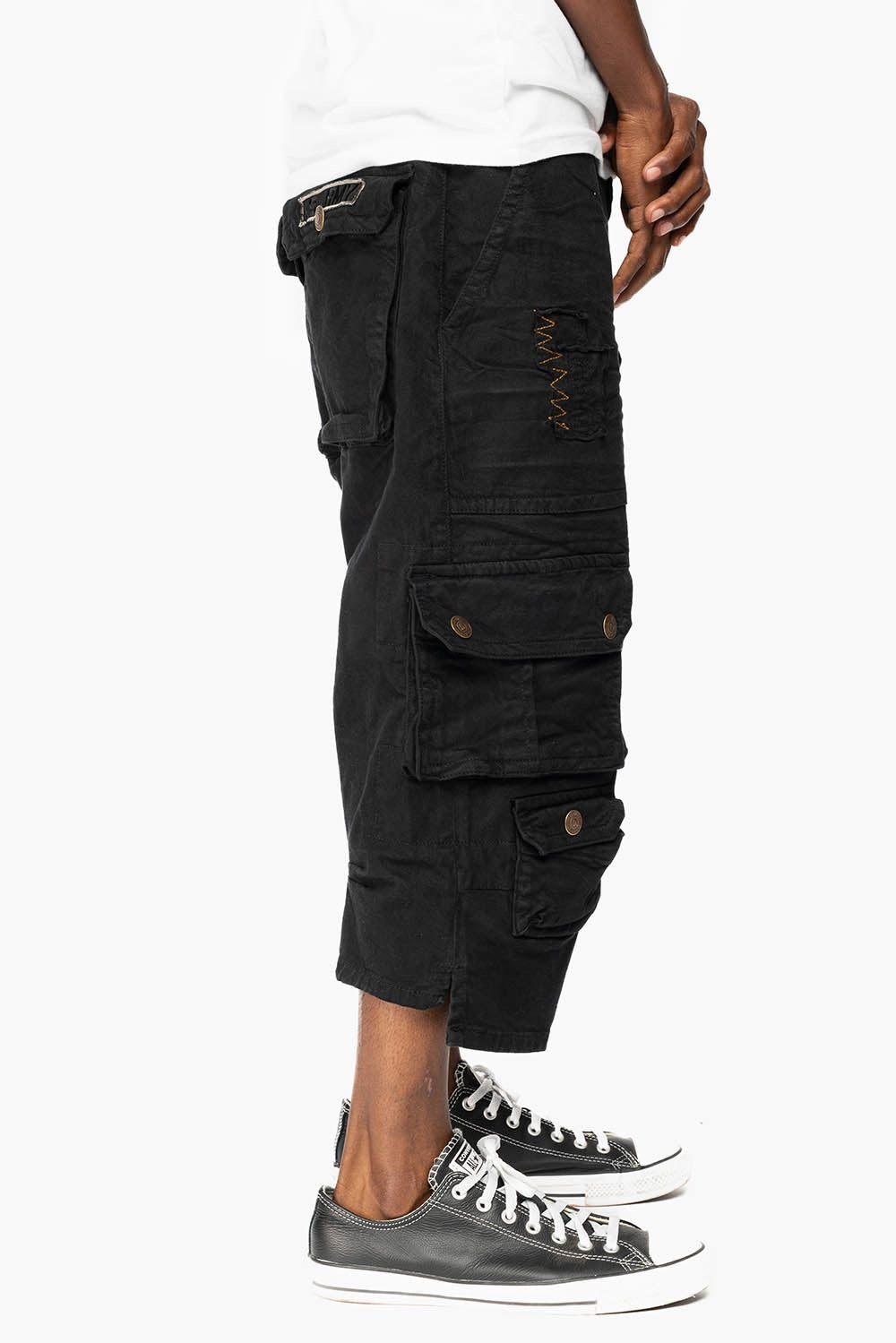 ORIGINAL ROBIN??S JEAN LIMITED EDITION CALL OF DUTY CARGO SHORT IN PURE BLK Year Round Piece