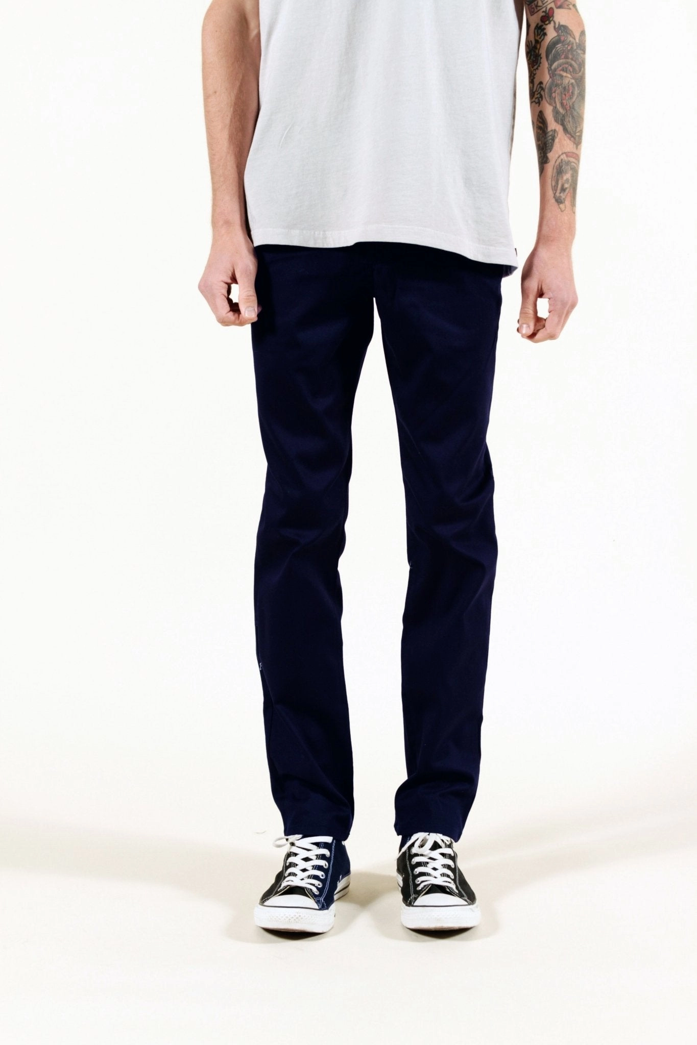 NAVY | SUMMER CHINO SLIM Layered Style