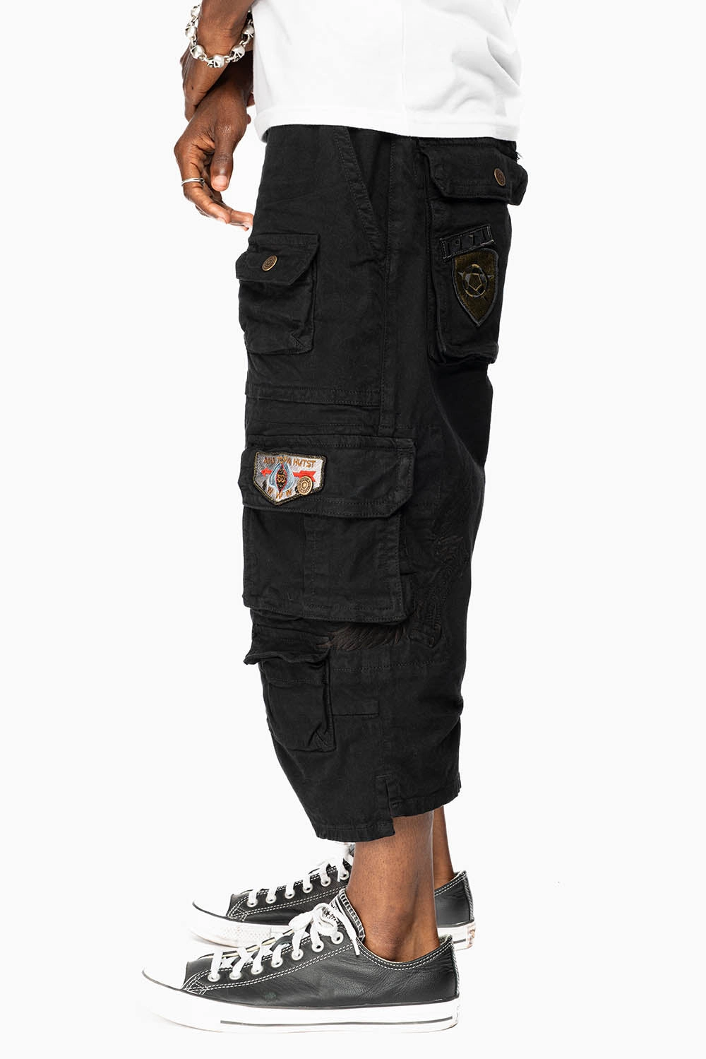 ORIGINAL ROBIN??S JEAN LIMITED EDITION CALL OF DUTY CARGO SHORT IN PURE BLK WITH PATCH Core Fit