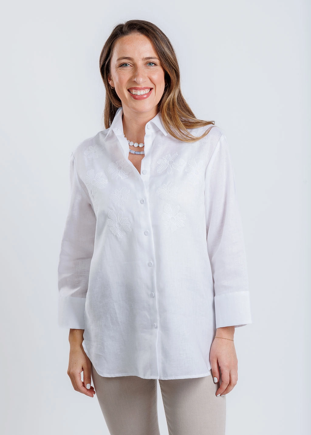 Student Essential Margot 3/4 Sleeve Shirt - White