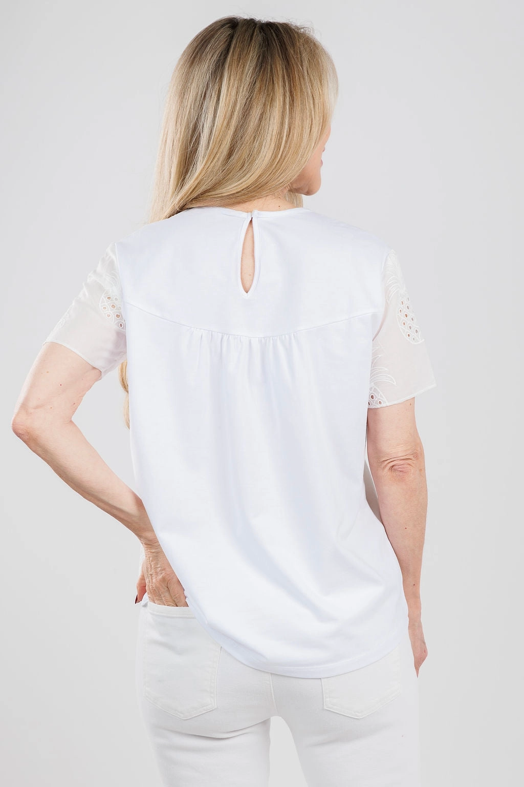 Casual Style Pi?a Bordada Tee - White