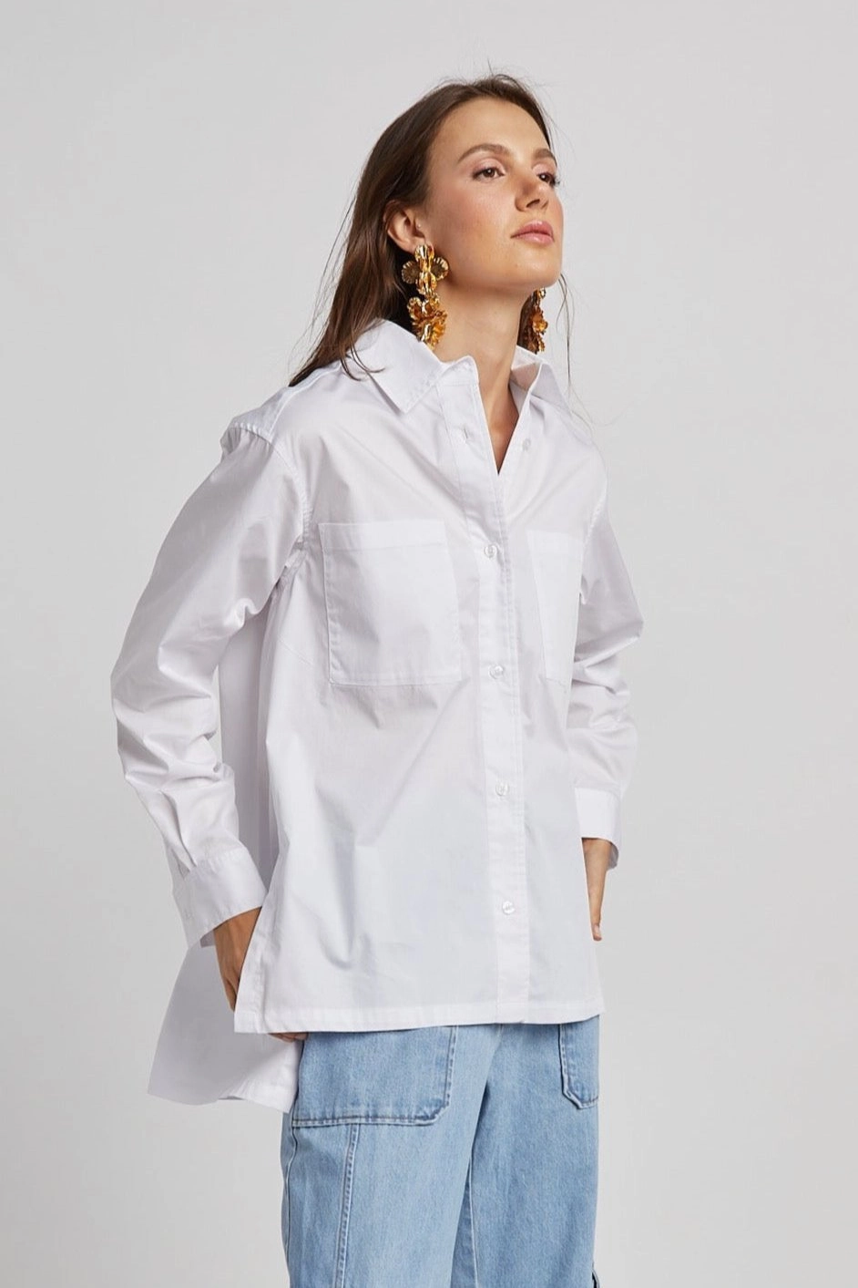 Everyday Fashion Nubia Button Down Stretch Shirt With High Low Hem - White