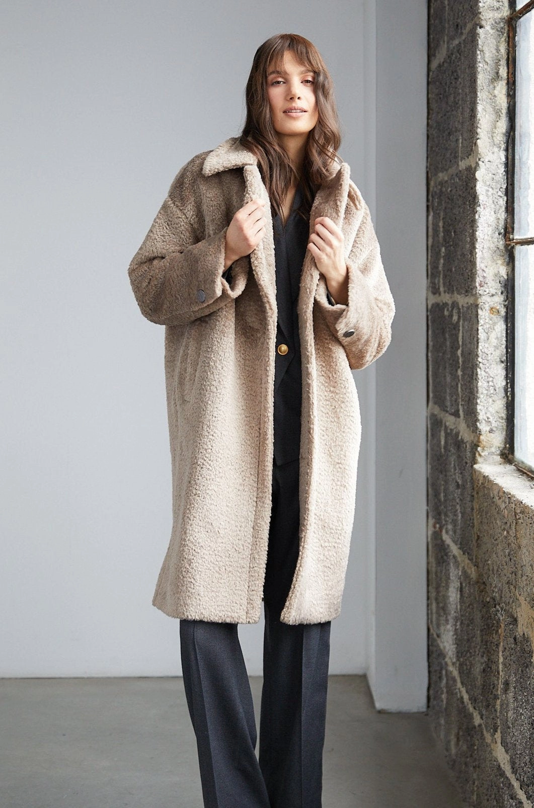 Noise Free Fabric Polly Long Faux Fur Coat - Latte
