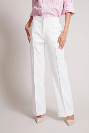 Preston Straight Leg Stretch Trouser With Pin Tuck - White Soft Feel QuickReleaseClosures
