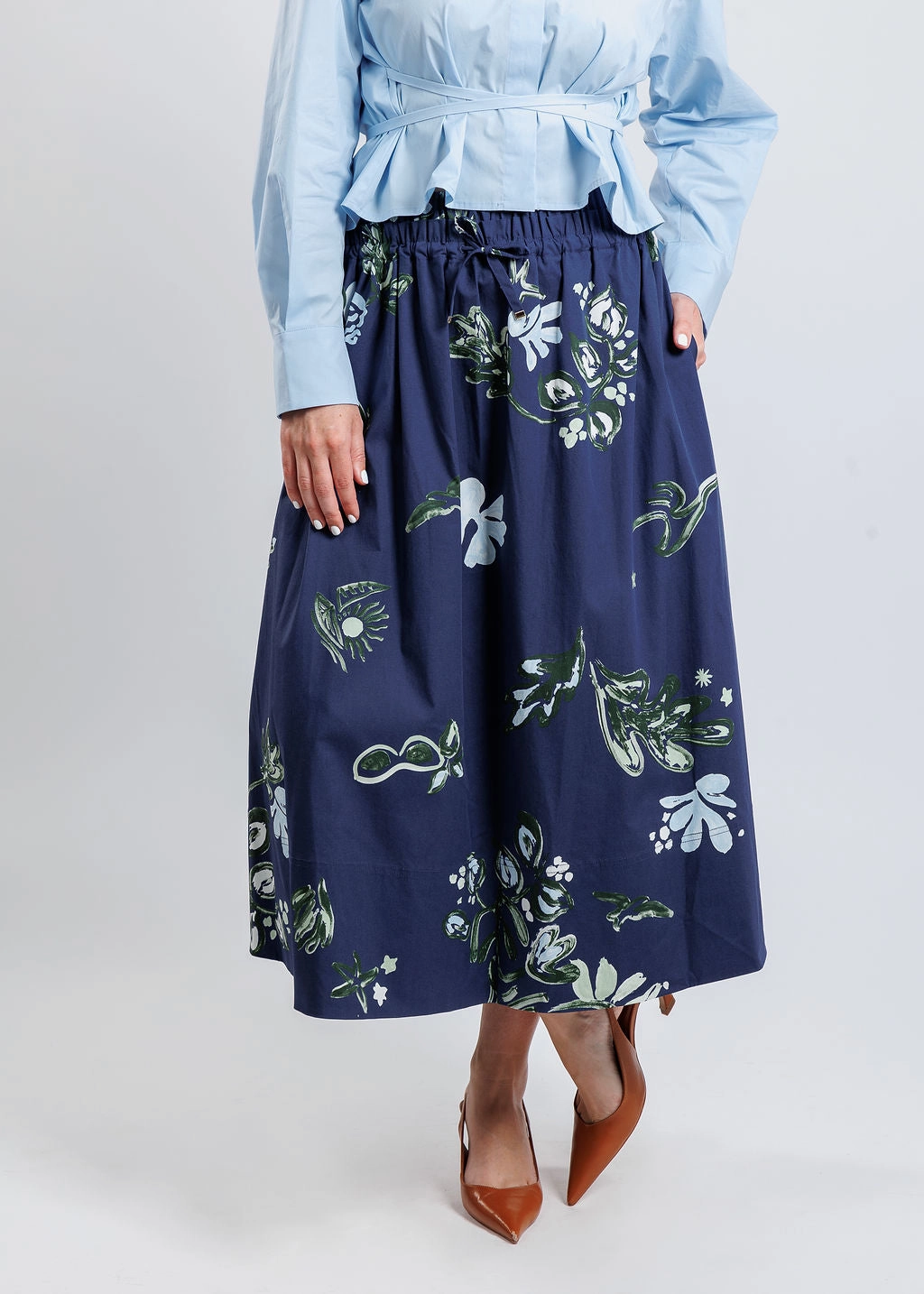 Tapered Cut Vibrant Touch Zambia Printed Skirt - Navy