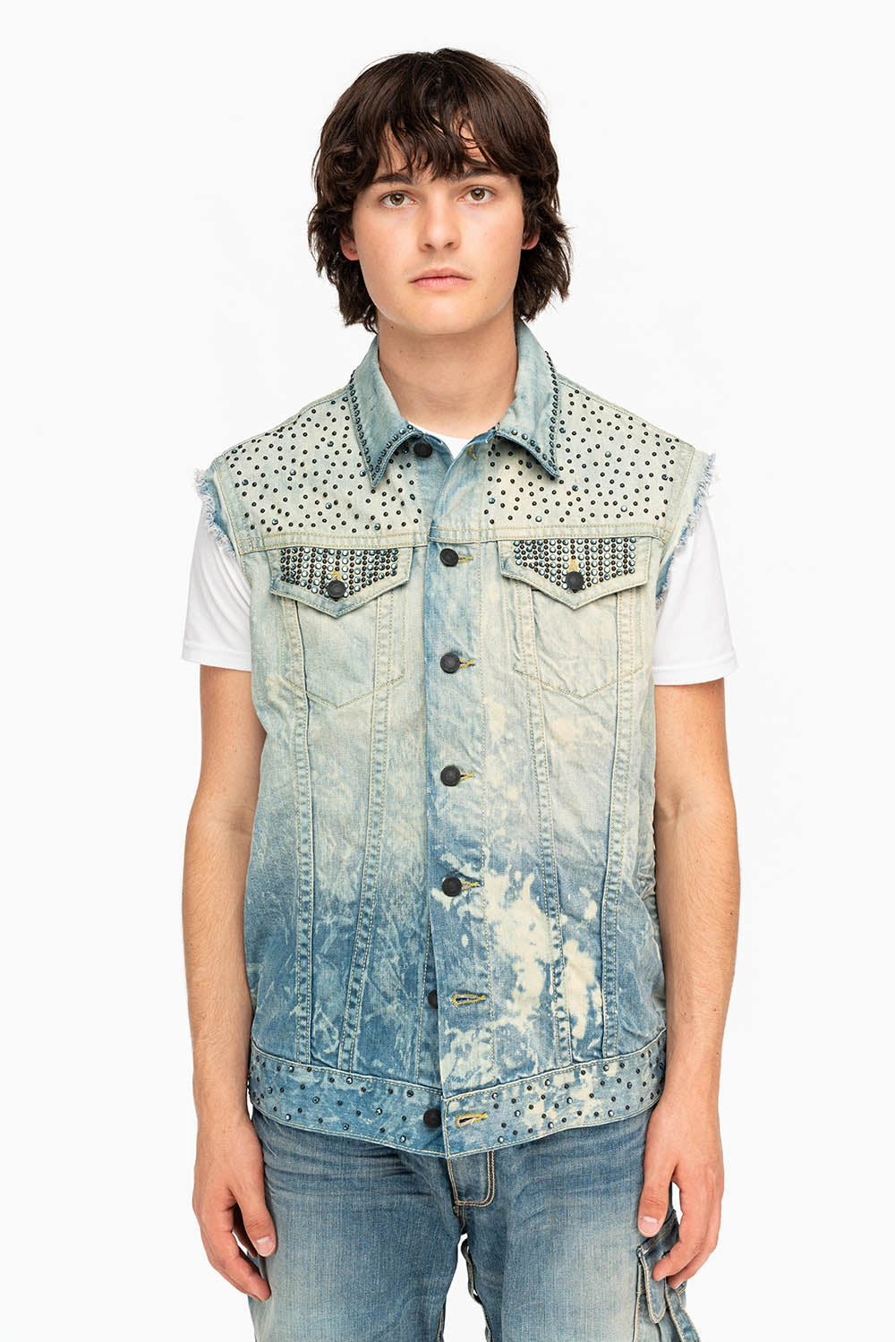 RAW EDGE VEST IN MEDIUM WASH WITH BLACK CRYSTALS MagneticClosure