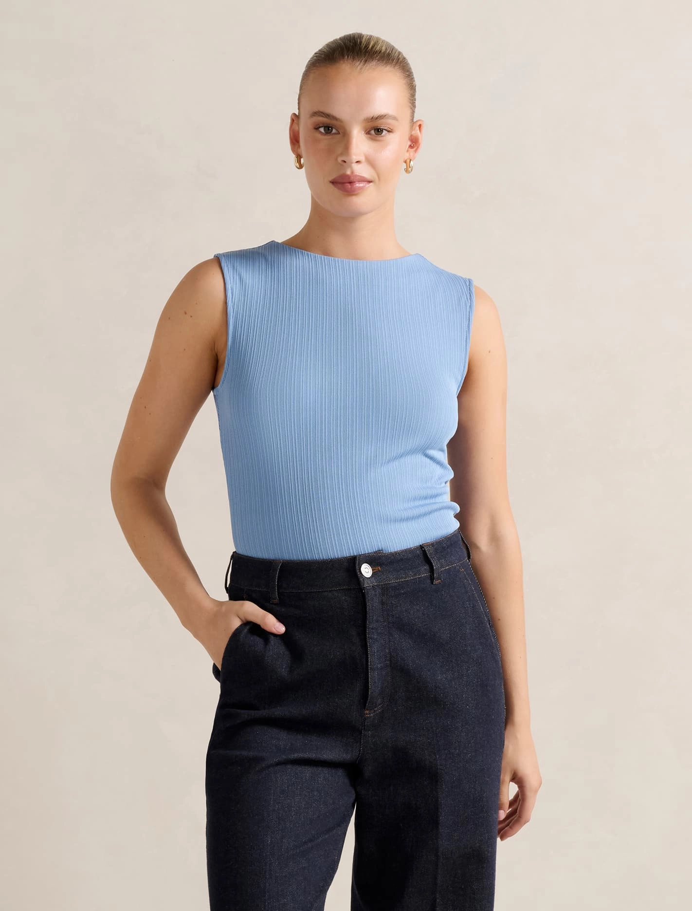 Frankie Boat Neck Tank Top Grid Back Panel